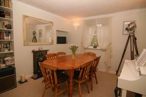 Dining Room- click for photo gallery